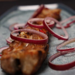 ღორის ნეკნის მწვადი